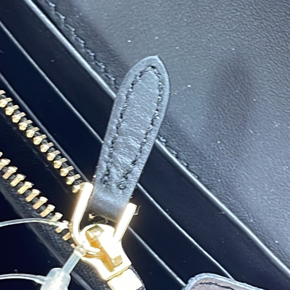 BURBERRY HALTON HOUSE CHECK EMBOSSED BRIDLE WALLET - Picture 7 of 13